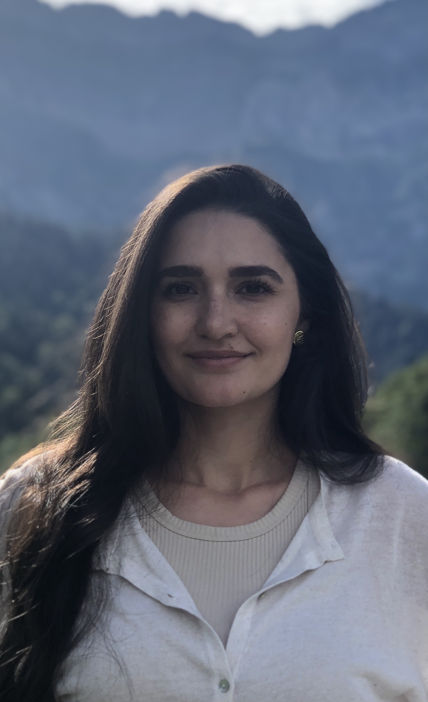 Roya Sana